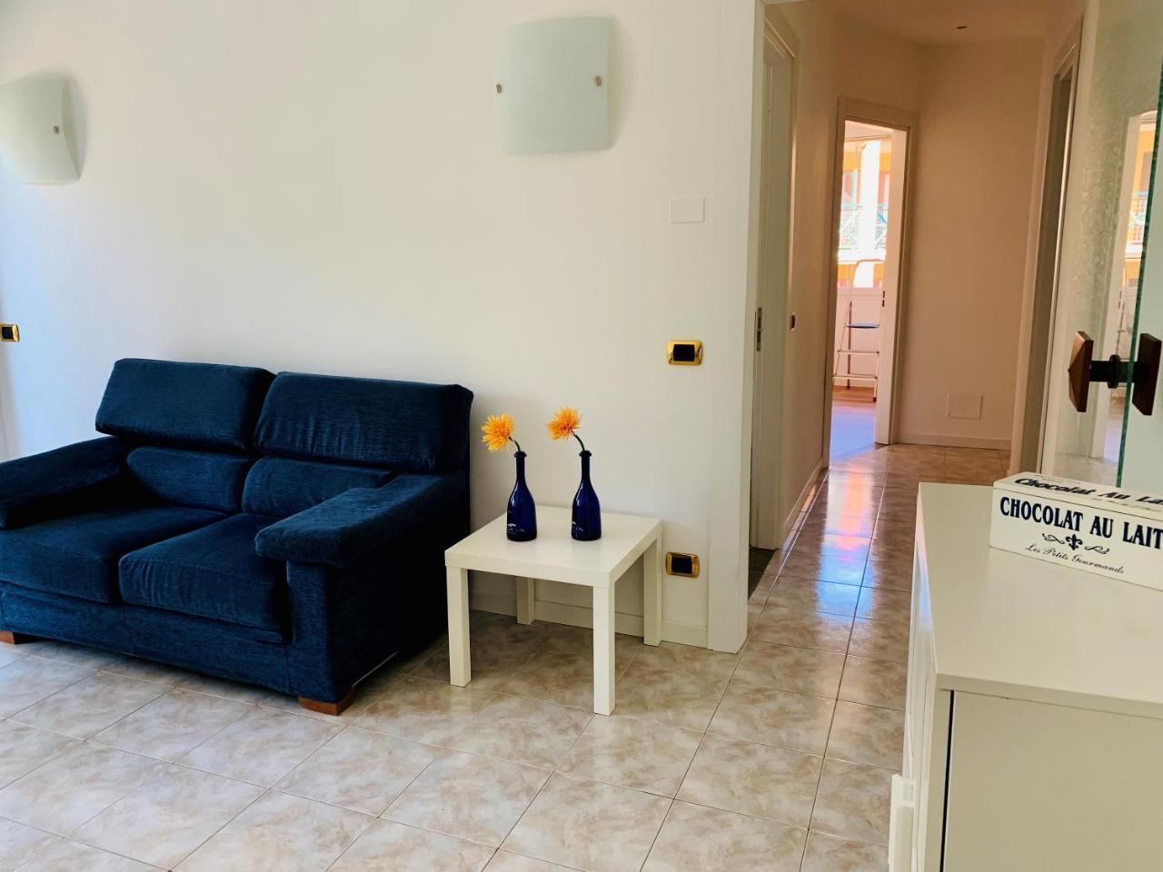 Front Lake Apartment Bardolino Ngoại thất bức ảnh